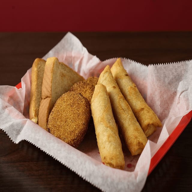 Rolls Basket.